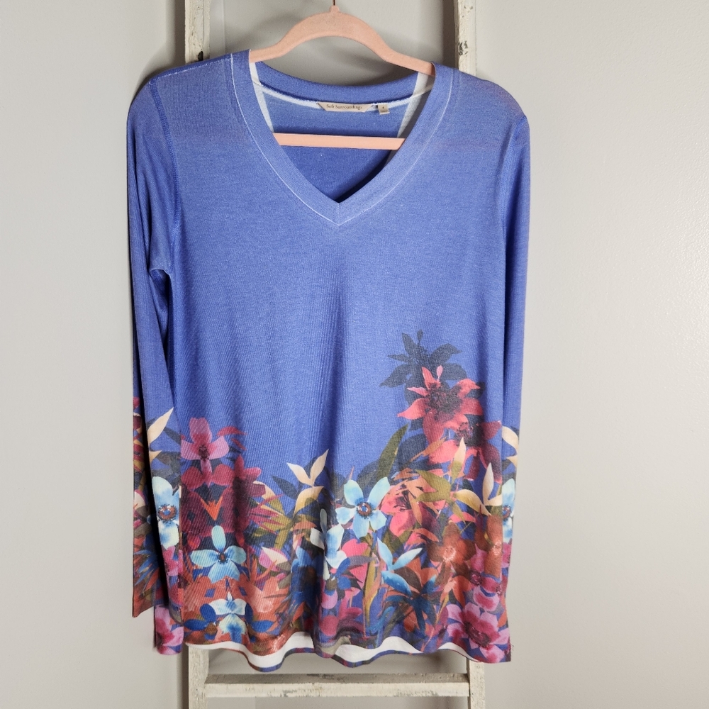 Soft Surroundings top womens small floral v-neck long sleeve